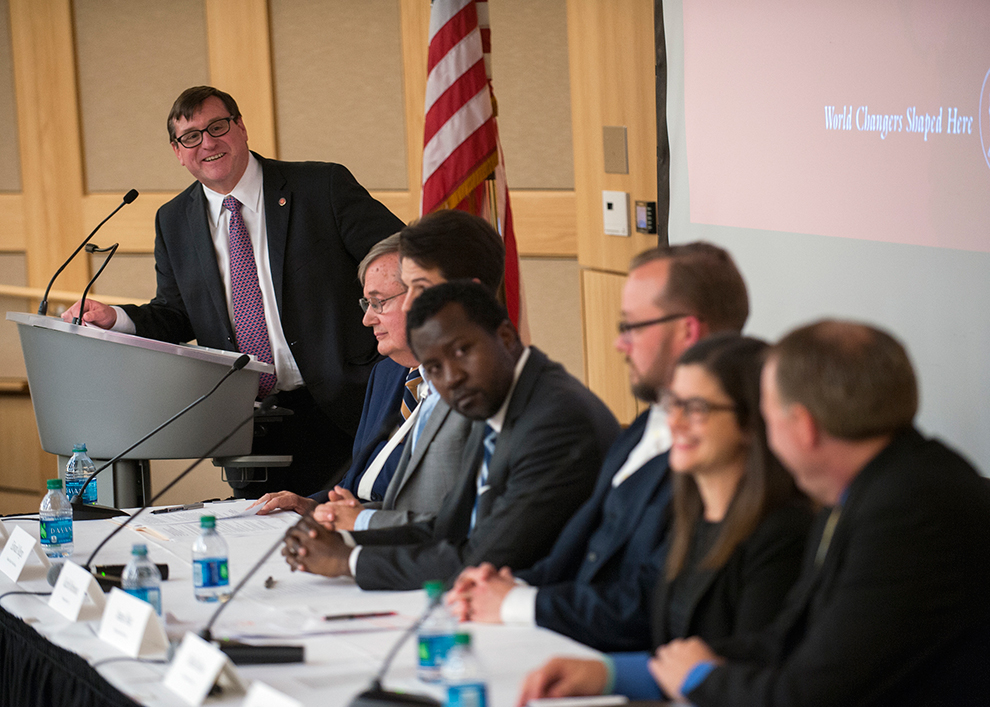 MacFarlane moderates a panel discussion on engaging enterprenerism, which included representatives from SMU’s seven schools. Photo by Hillsman S. Jackson/SMU.